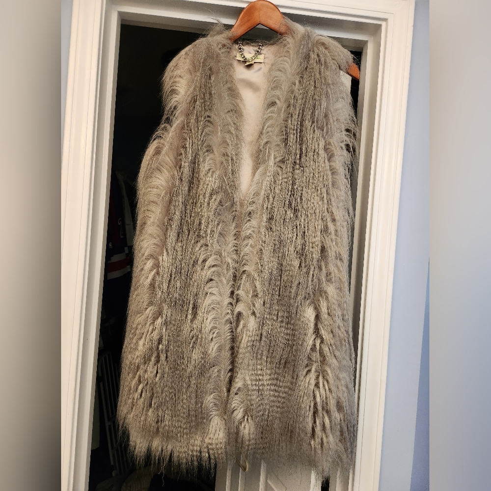 Faux fur vest
